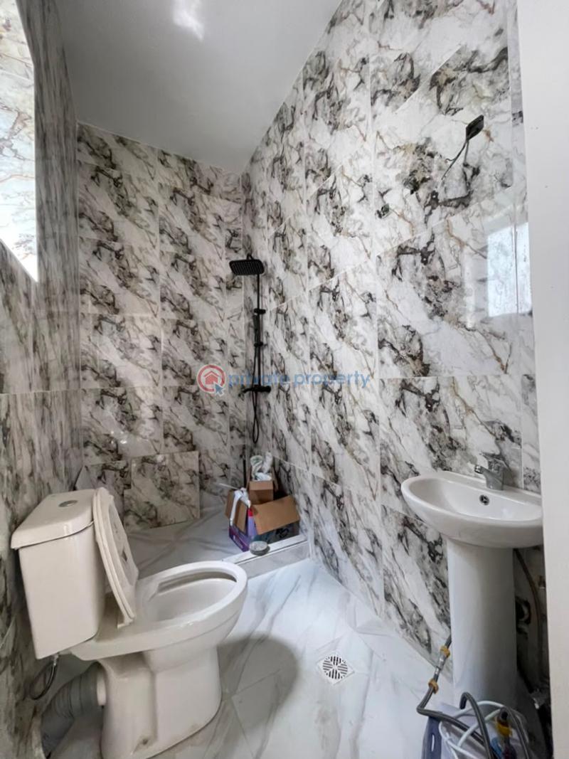 5 bedroom Detached Duplex For Sale Chevron Lekki Lagos - 13
