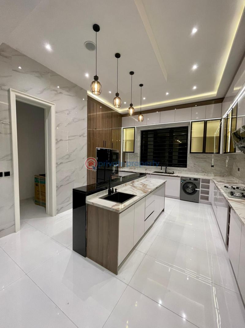 5 bedroom House For Sale Estate Ikota Lekki Lagos - 9