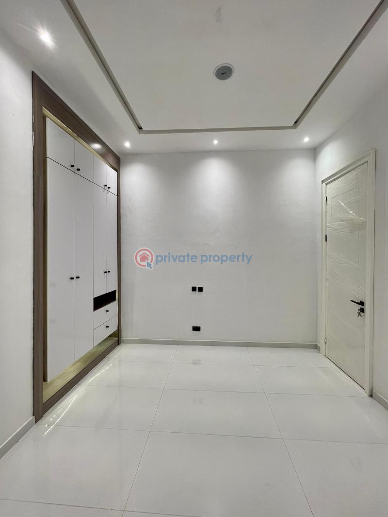 5 bedroom House For Sale Estate Ikota Lekki Lagos - 10
