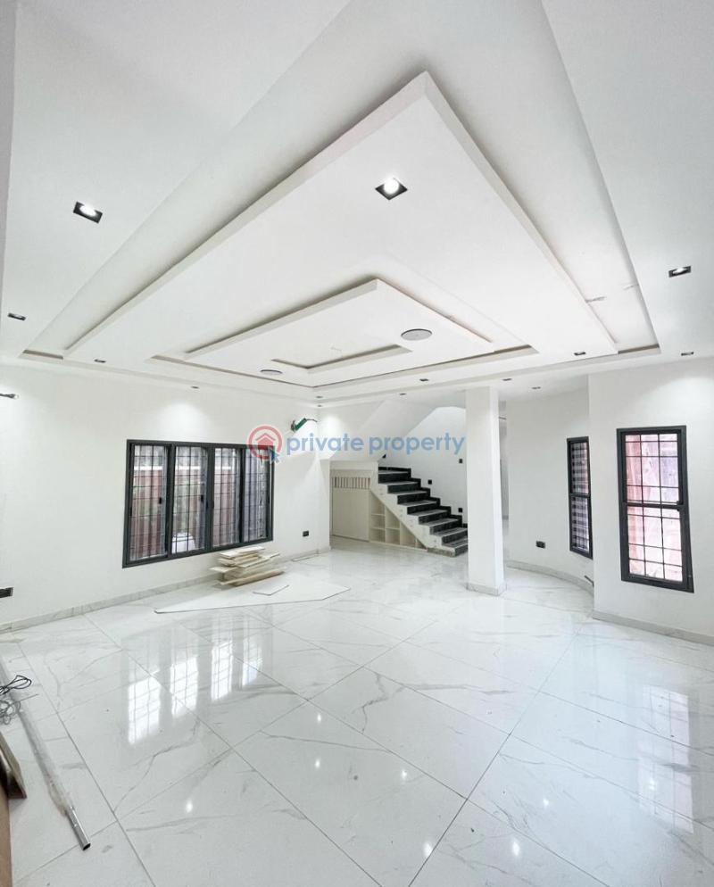 Luxury 5bedroom fully detached duplex with swimming pool - 12 5 bedroom Detached Duplex For Sale Off Admiralty Road Lekki Phase 1 Lagos - 12