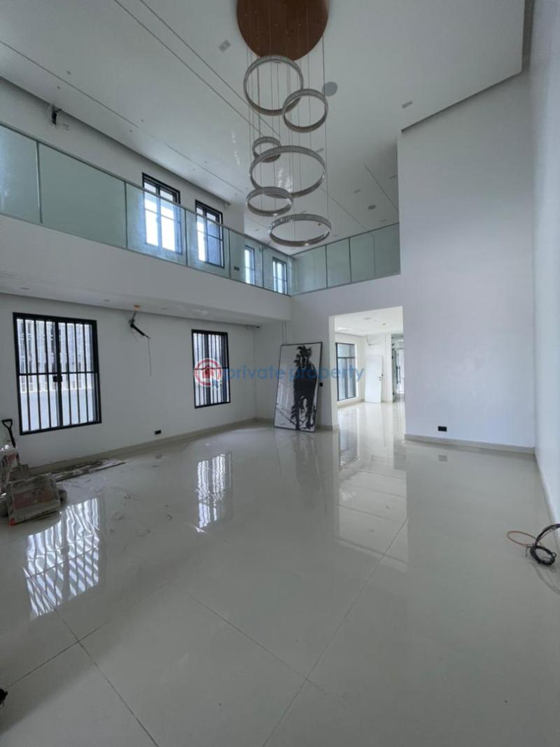 5 bedroom Semi detached Duplex For Sale Ikate Lekki Lagos - 3