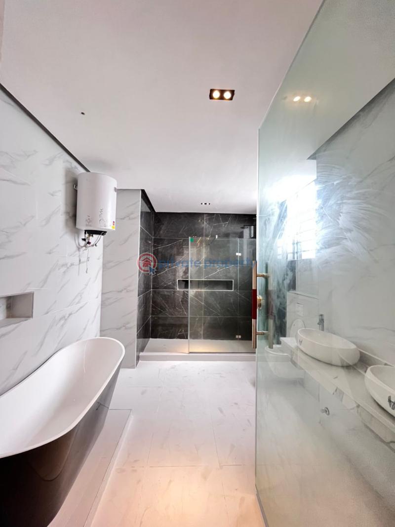 5 bedroom Penthouse For Sale Chevron Drive Lekki Lagos - 1