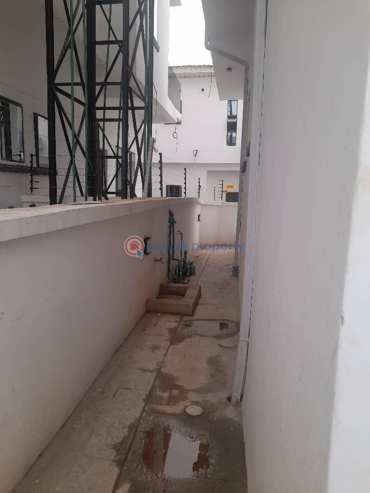 5 bedroom Duplex For Sale Atlantic View Estate Lekki Lagos - 3