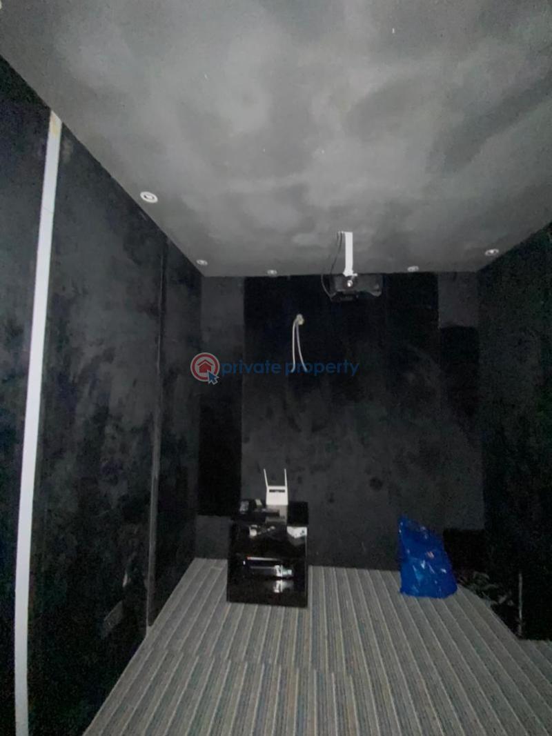 5 bedroom Duplex For Sale 2nd Toll Gate Lekki Phase 2 Lagos - 19