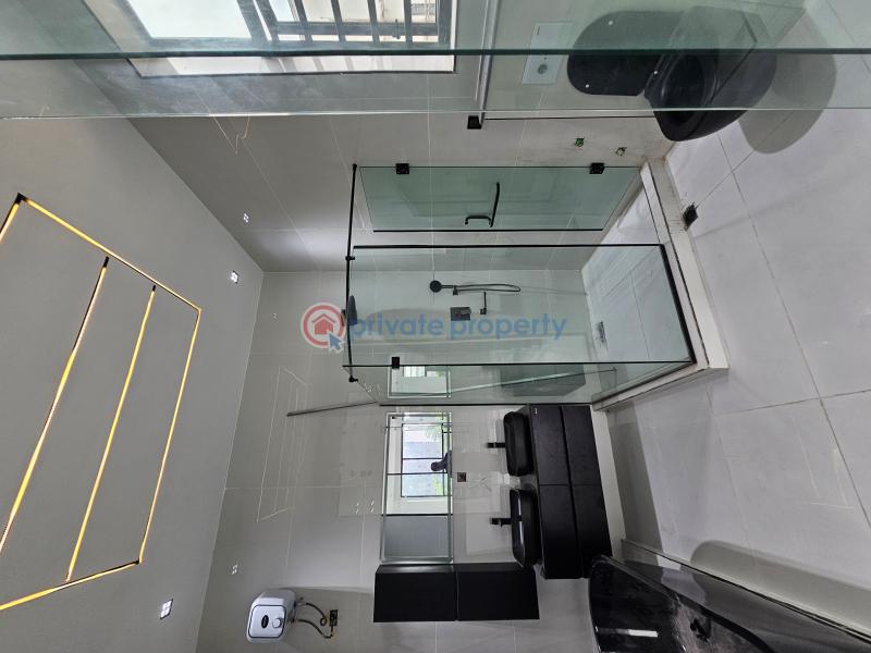 Luxury 5beds fully detached duplex - 12 5 bedroom Duplex For Sale Oral Estate Lekki Lagos - 12