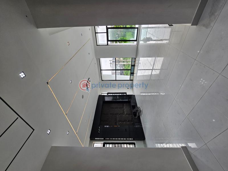 Luxury 5beds fully detached duplex - 15 5 bedroom Duplex For Sale Oral Estate Lekki Lagos - 15