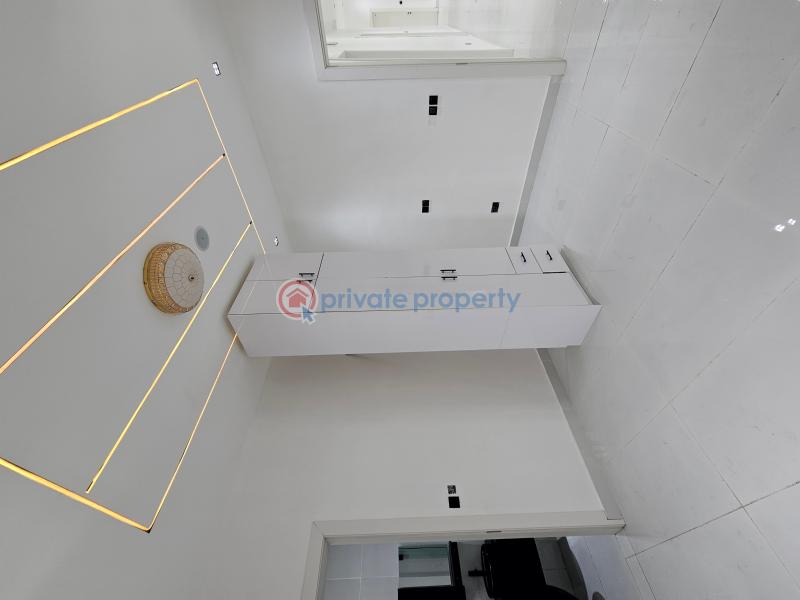 Luxury 5beds fully detached duplex - 21 5 bedroom Duplex For Sale Oral Estate Lekki Lagos - 21