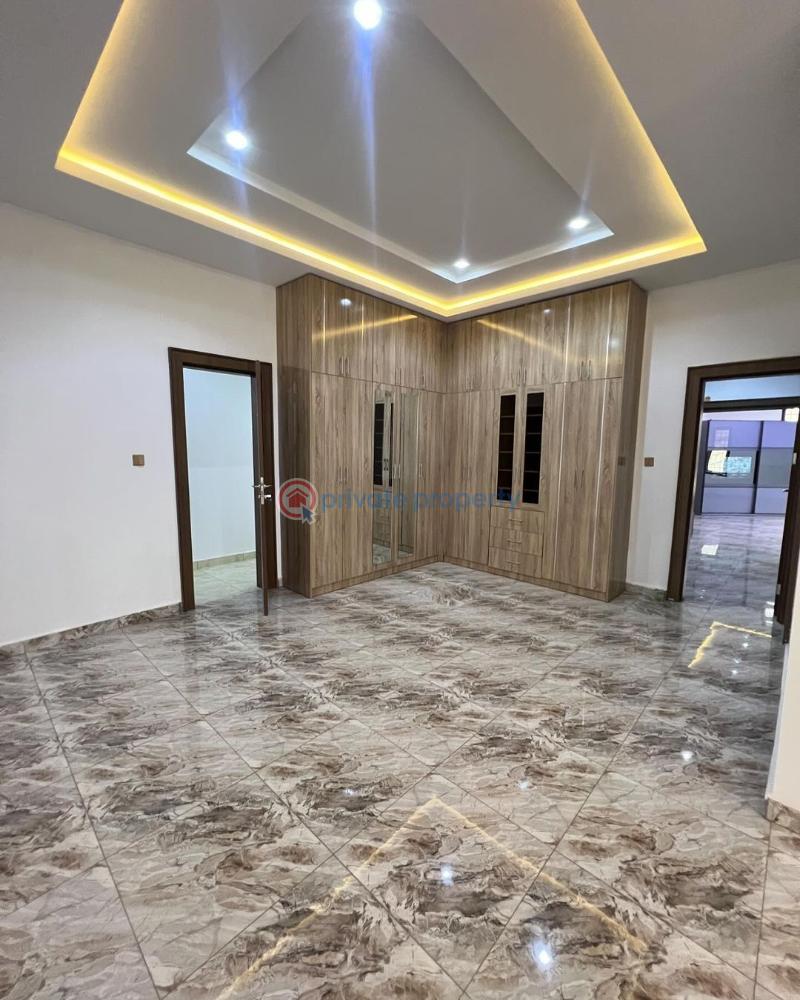 Luxury 6-bed | 2 rooms chalet | 1 room bq - 3 6 bedroom Detached Duplex For Sale Apo Abuja Phase 2  - 3