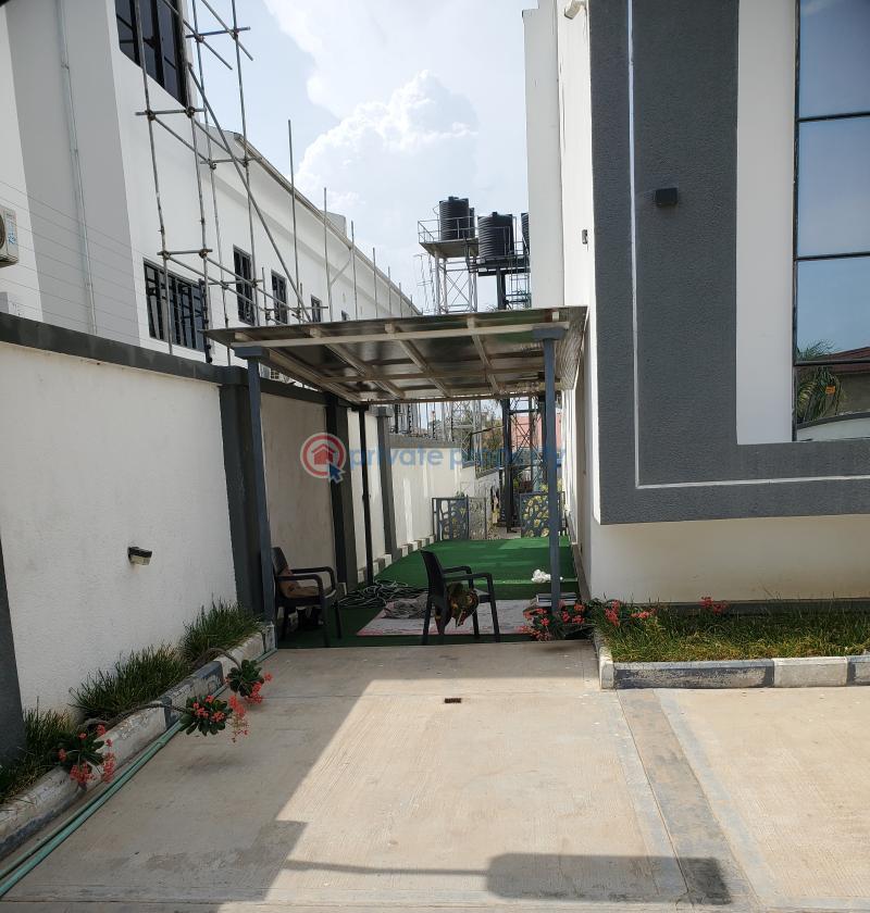 6 bedroom Detached Duplex For Rent Guzape Abuja Phase 1  - 1