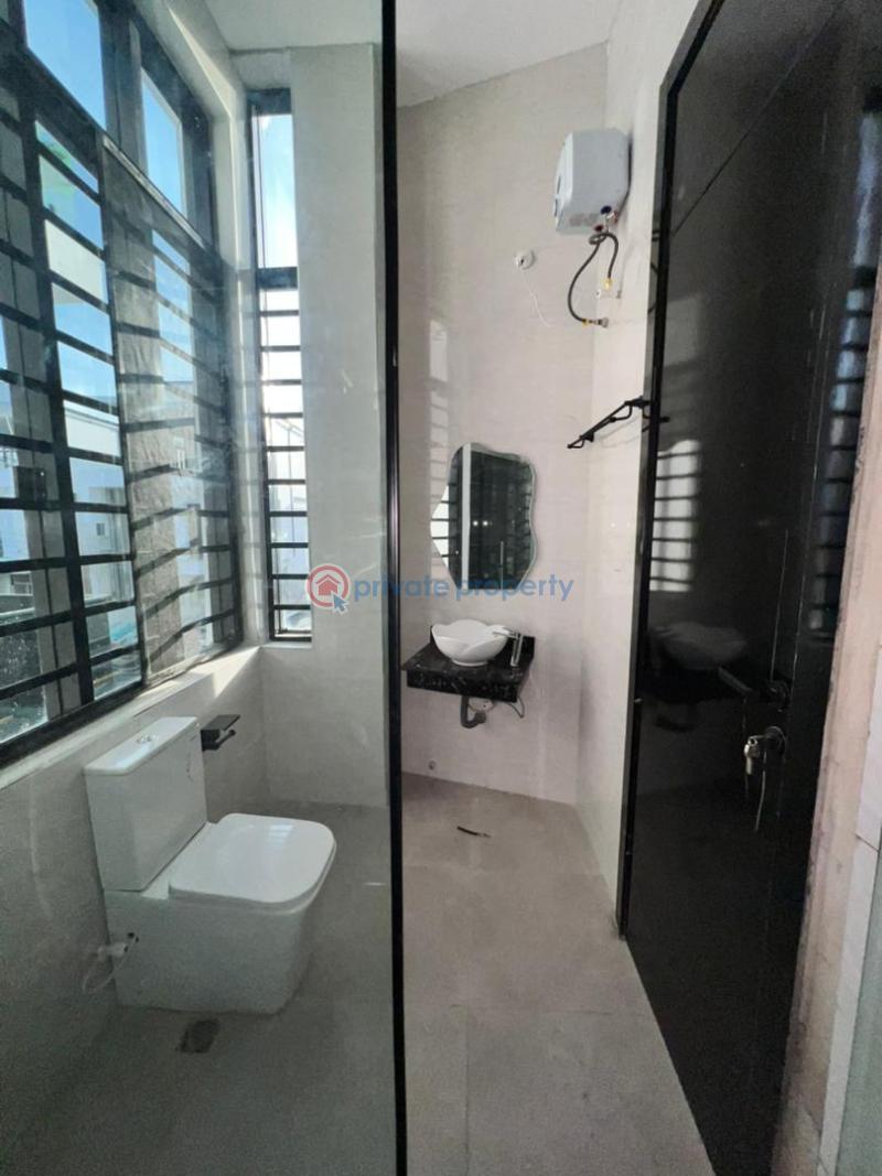 6 bedroom Duplex For Sale Chevron Drive Lekki Lagos - 6