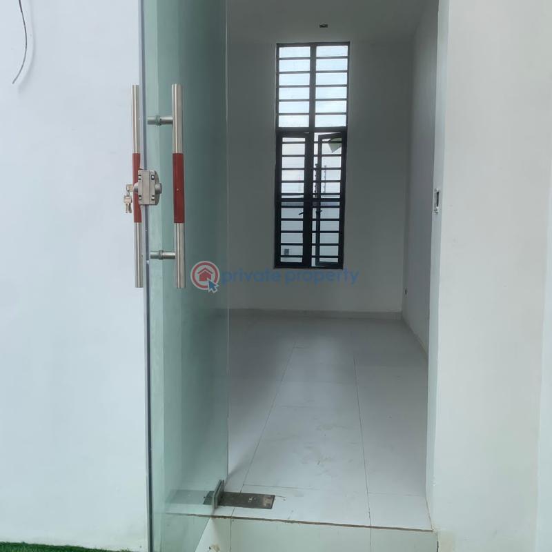 Luxury 6 bedroom duplex with bq gym pool cinema - 11 6 bedroom Detached Duplex For Sale Hampton Lake Estate Chevron Lekki Phase 2 Lagos - 11