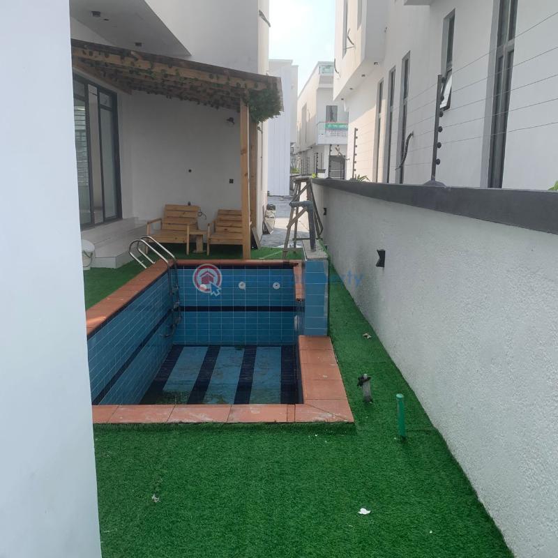 Luxury 6 bedroom duplex with bq gym pool cinema - 6 6 bedroom Detached Duplex For Sale Hampton Lake Estate Chevron Lekki Phase 2 Lagos - 6