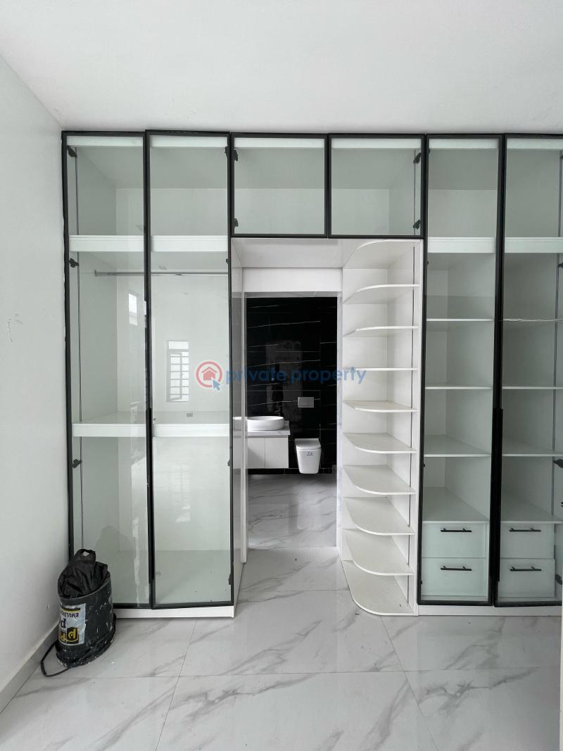Luxury 6 bedroom fully detached - 12 6 bedroom Duplex For Sale Osapa Lekki Lagos - 12
