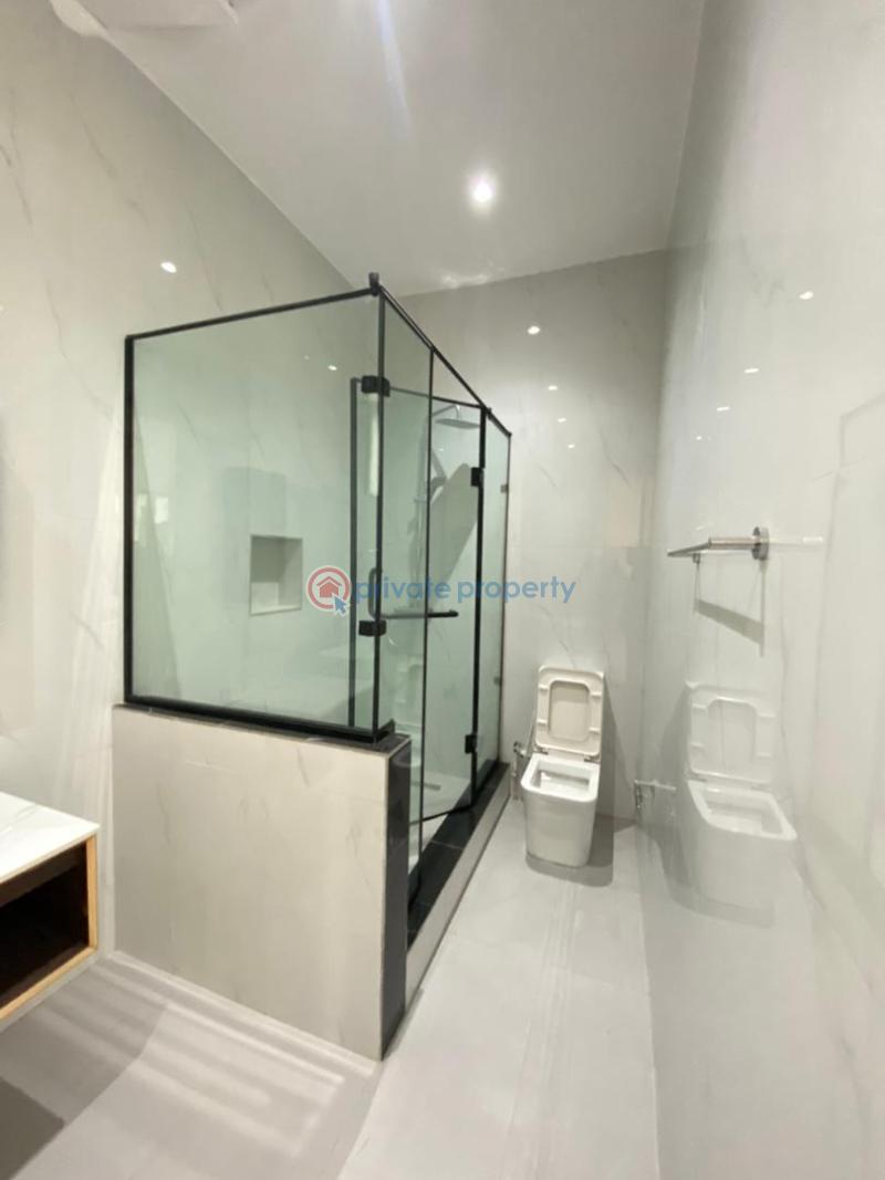 Luxury 6 bedroom fully detached duplex - 4 6 bedroom Detached Duplex For Sale Lekki, Lagos Lekki Phase 1 Lagos - 4