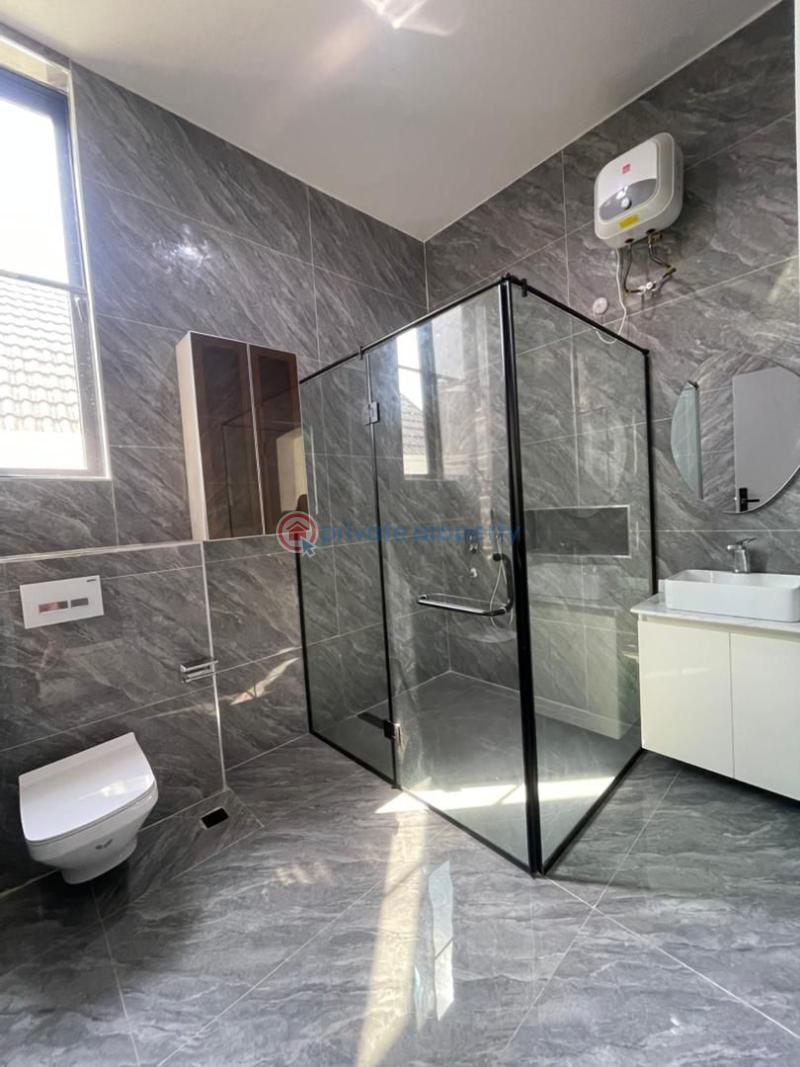 6 bedroom Detached Duplex For Sale Lekky County Homes Ikota Lekki Lagos - 12