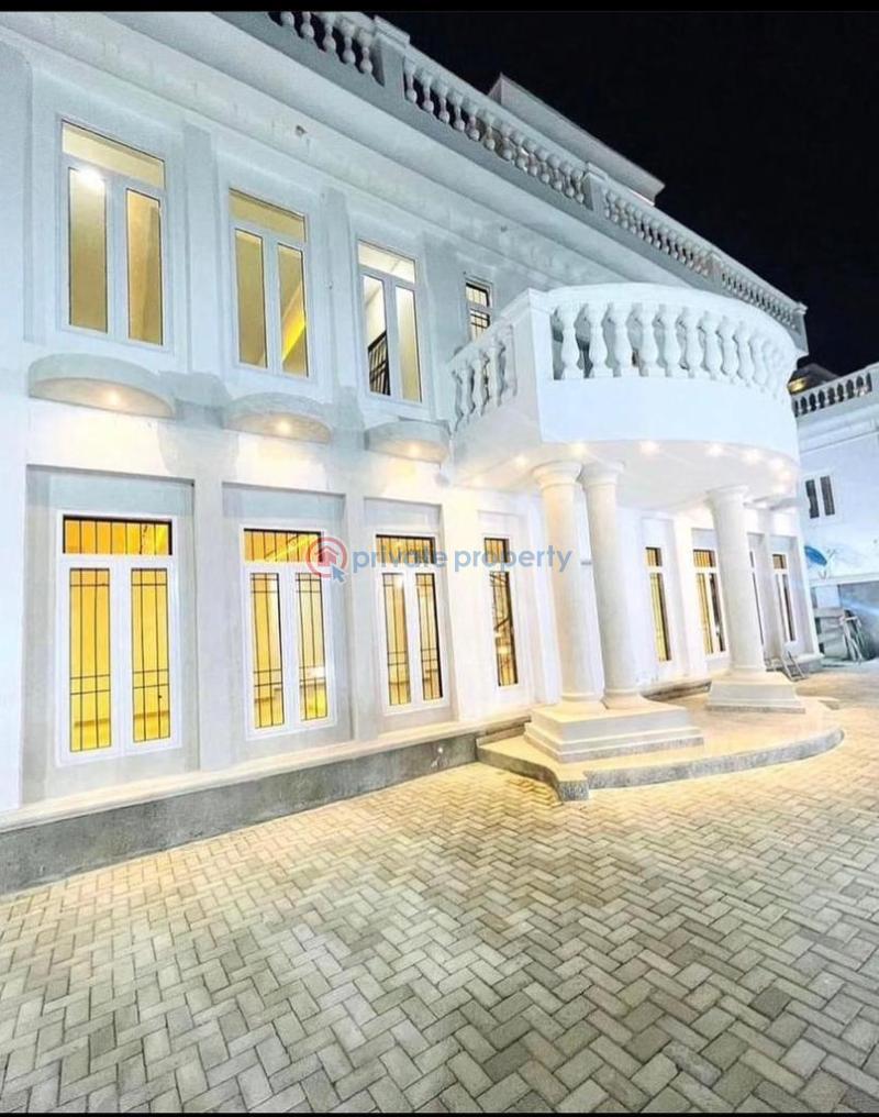 6 bedroom Detached Duplex For Sale Guzape Abuja Phase 1 