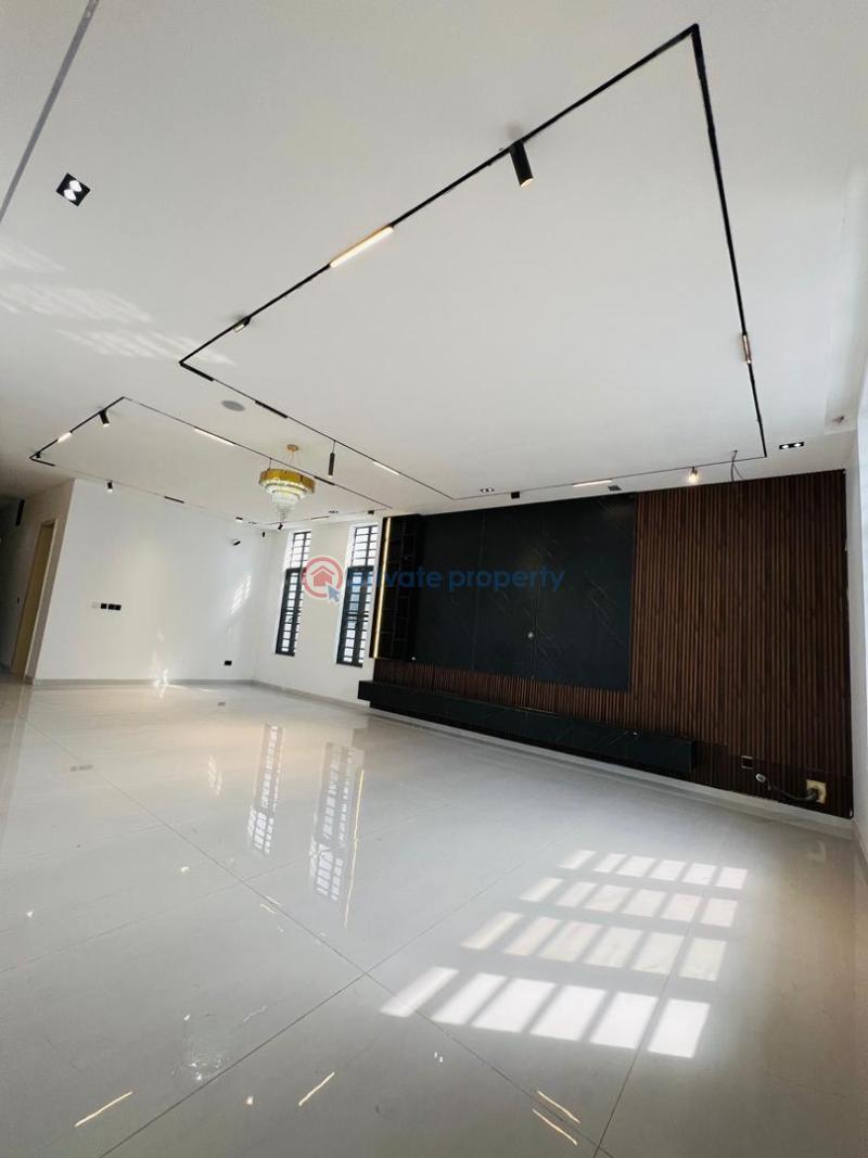 6 bedroom Detached Duplex For Sale Chevron Drive Lekki Lagos - 3