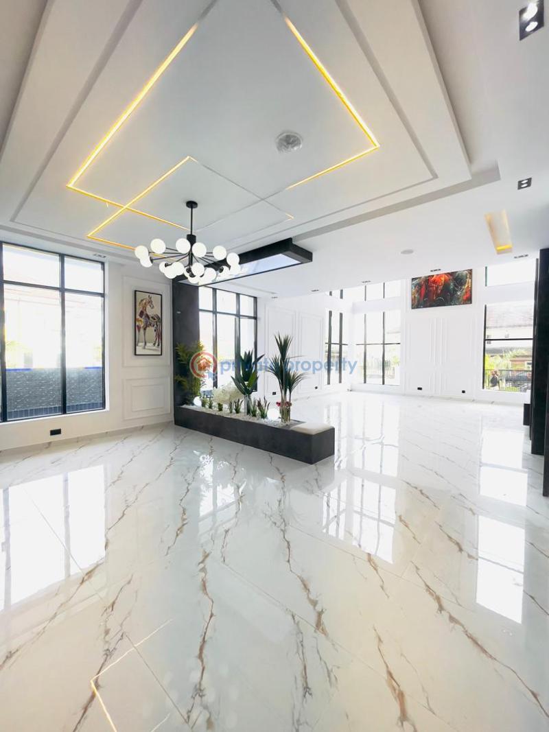6 bedroom Detached Duplex For Sale Victoria Garden City Lekki Lagos - 4
