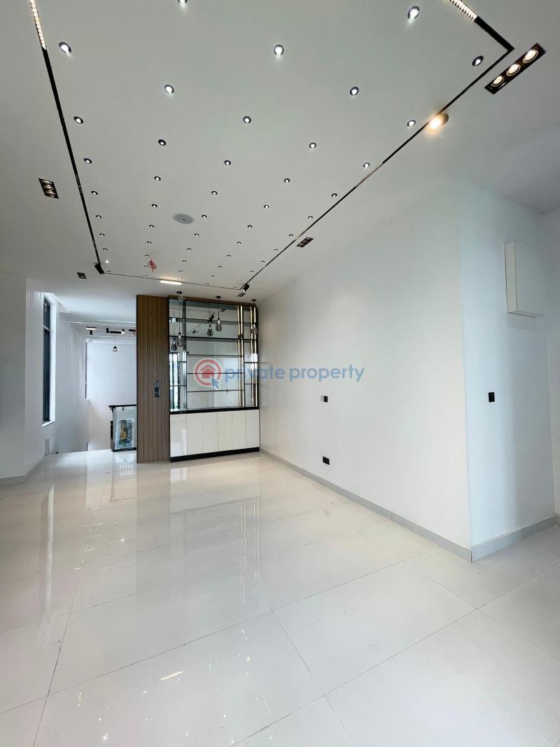 6 bedroom Duplex For Sale Chevron Lekki Chevron Drive Lekki Lagos - 18