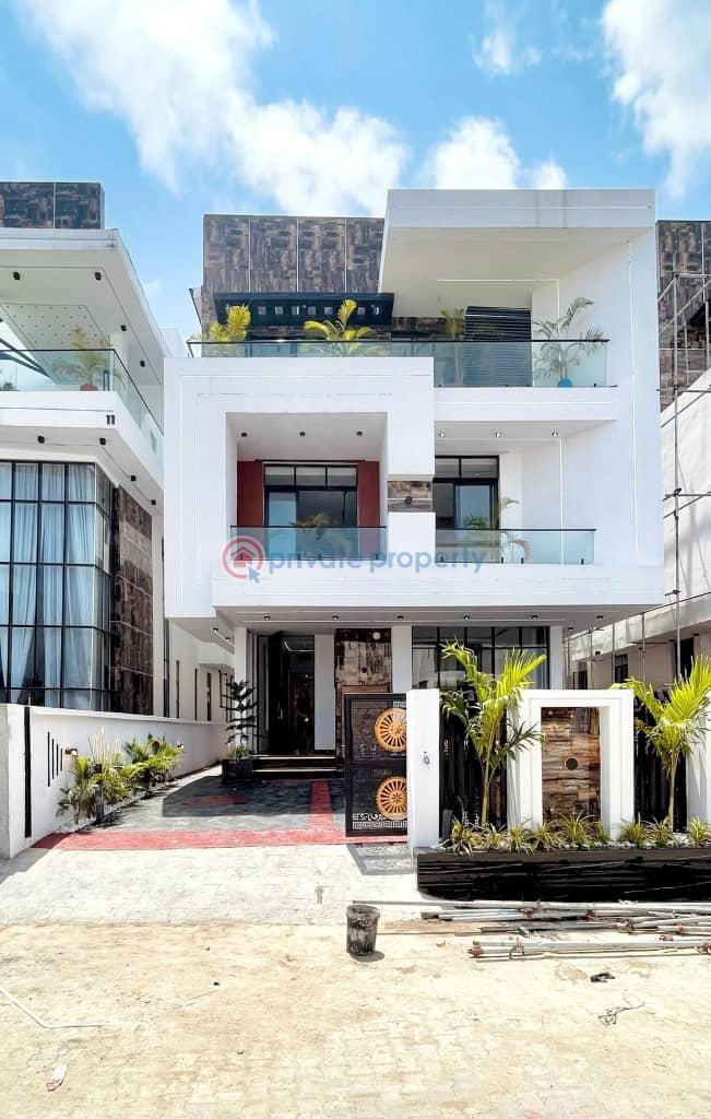 6 bedroom Detached Duplex For Sale Chevron Drive Lekki Lagos - 1