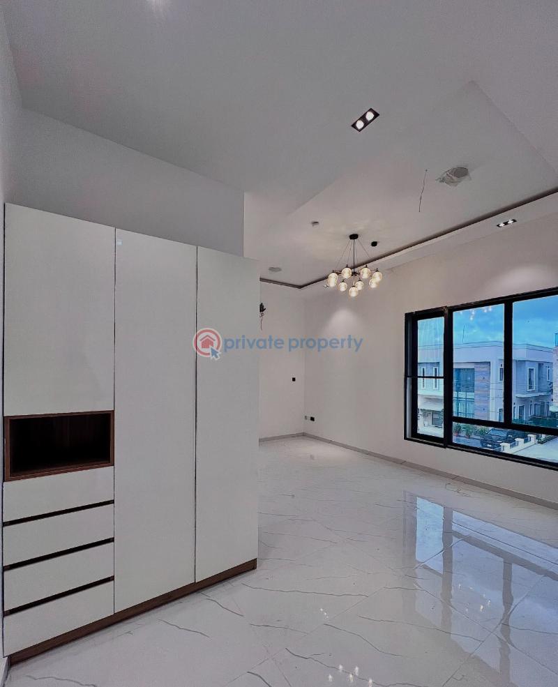 6 bedroom Detached Duplex For Sale Secure Estate At Chevron Lekki Chevron Drive Lekki Lagos - 17