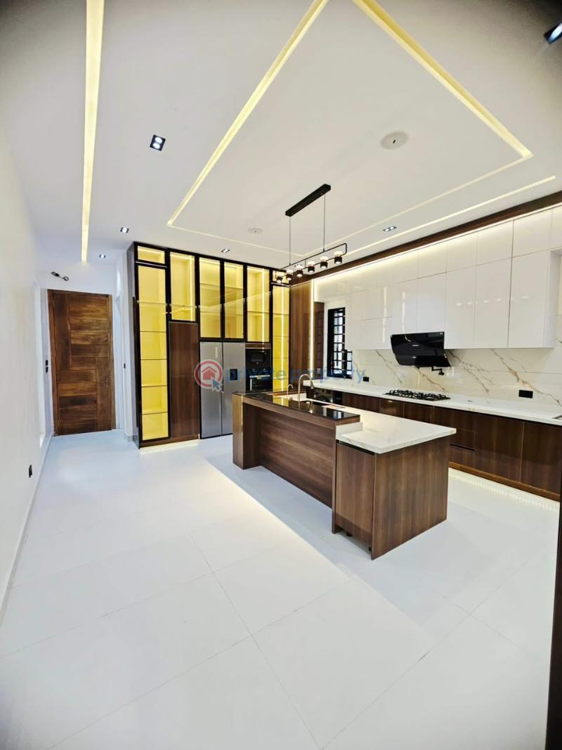 6 bedroom Terraced Duplex For Sale Osapa London Lekki Lagos - 7