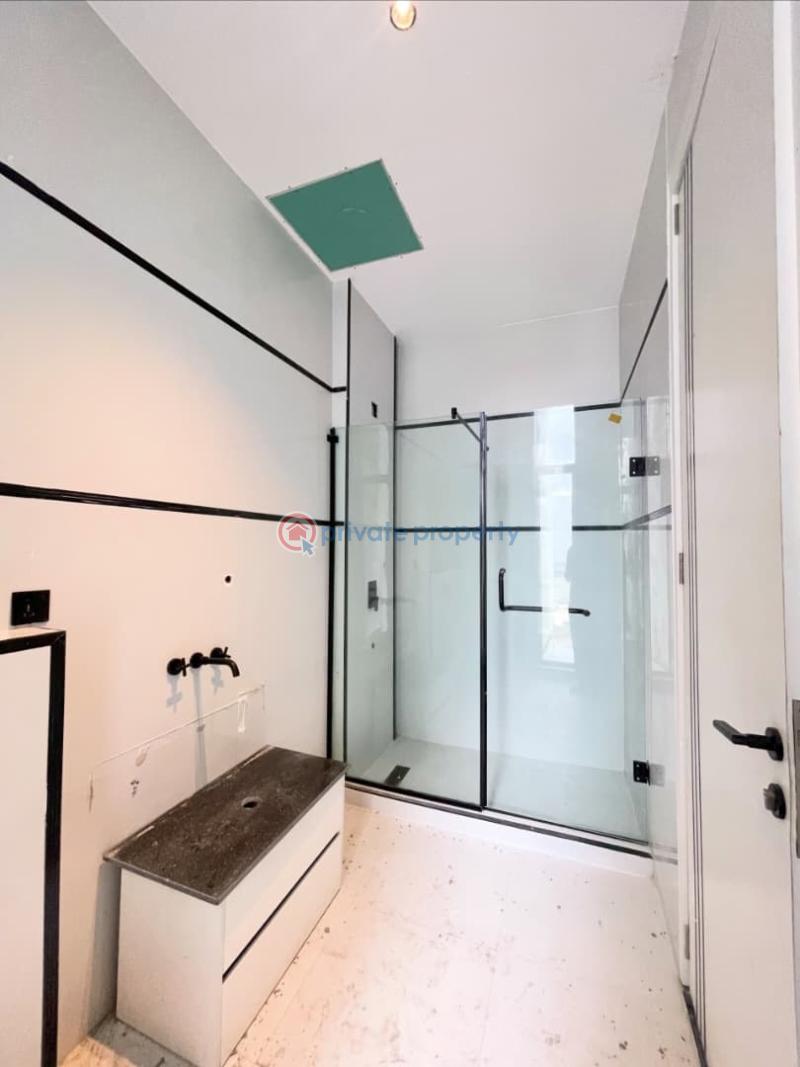 6 bedroom Terraced Duplex For Sale Osapa London Lekki Lagos - 15