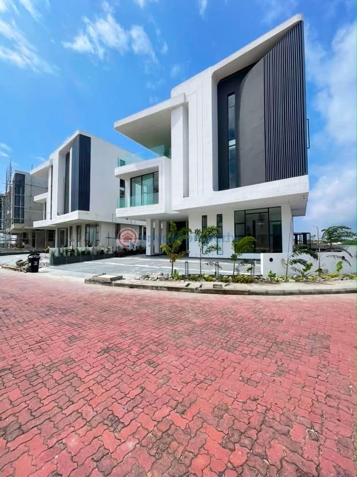 6 bedroom Terraced Duplex For Sale Osapa London Lekki Lagos - 0