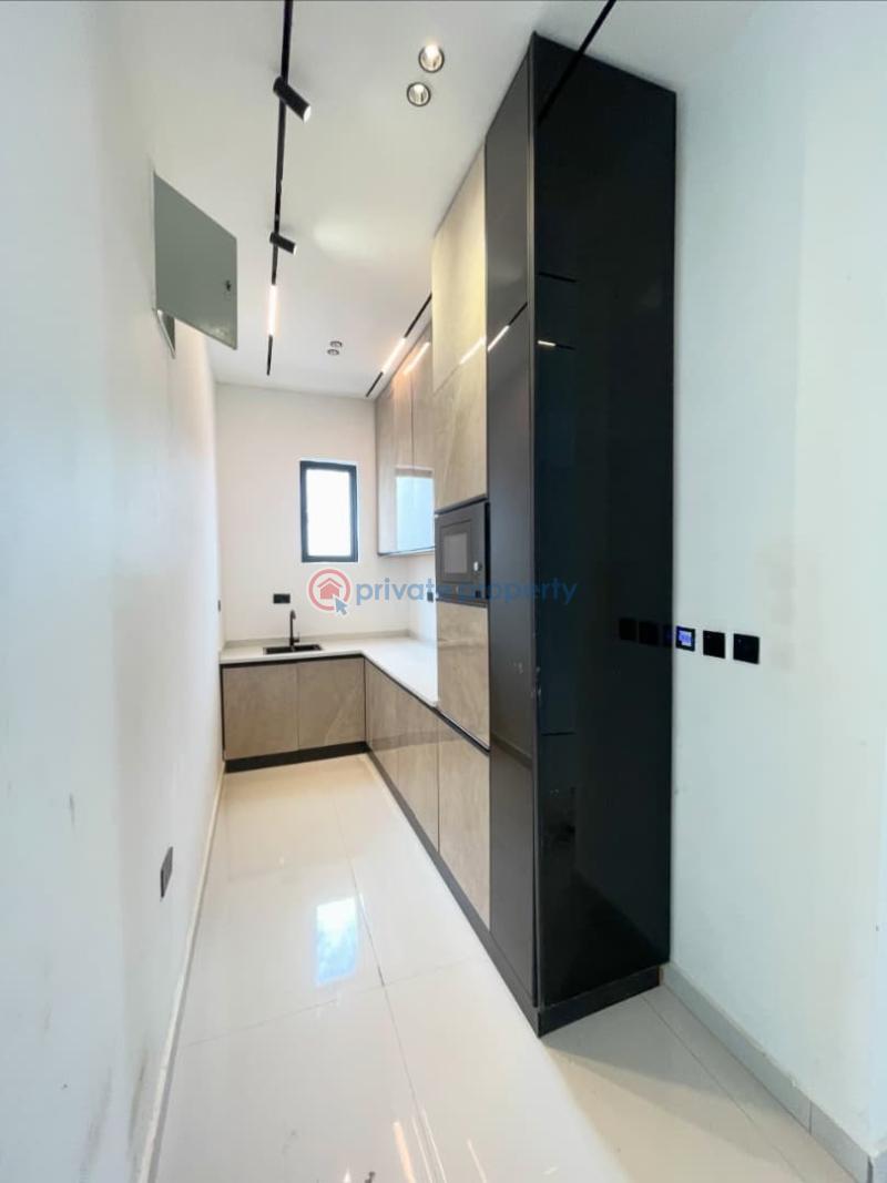 6 bedroom Terraced Duplex For Sale Osapa London Lekki Lagos - 16
