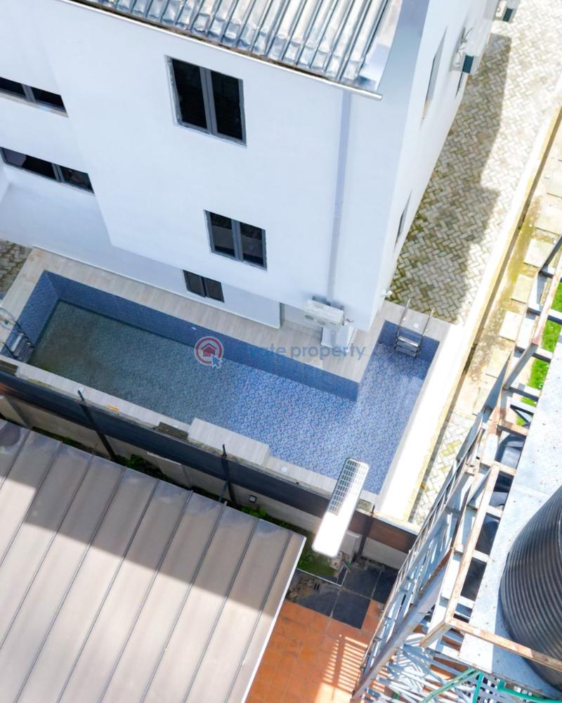 5 bedroom Detached Duplex For Sale Guzape Main Guzape Abuja Phase 1  - 4