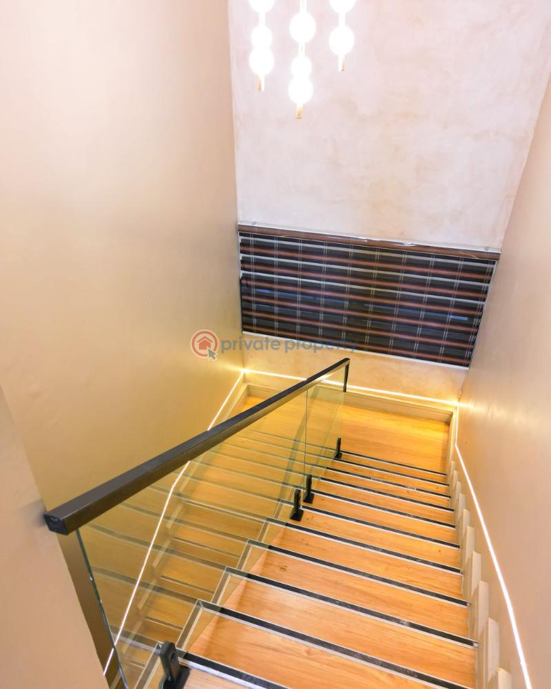 5 bedroom Detached Duplex For Sale Guzape Main Guzape Abuja Phase 1  - 6