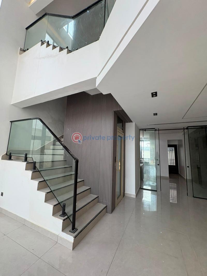 6 bedroom Detached Duplex For Sale Down Freedom Way, Lekki Scheme 1 Lekki Phase 1 Lagos - 2