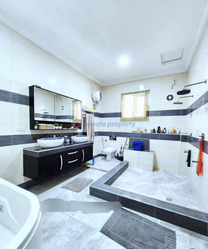 6 bedroom Detached Duplex For Sale Osapa London Lekki Lagos - 13