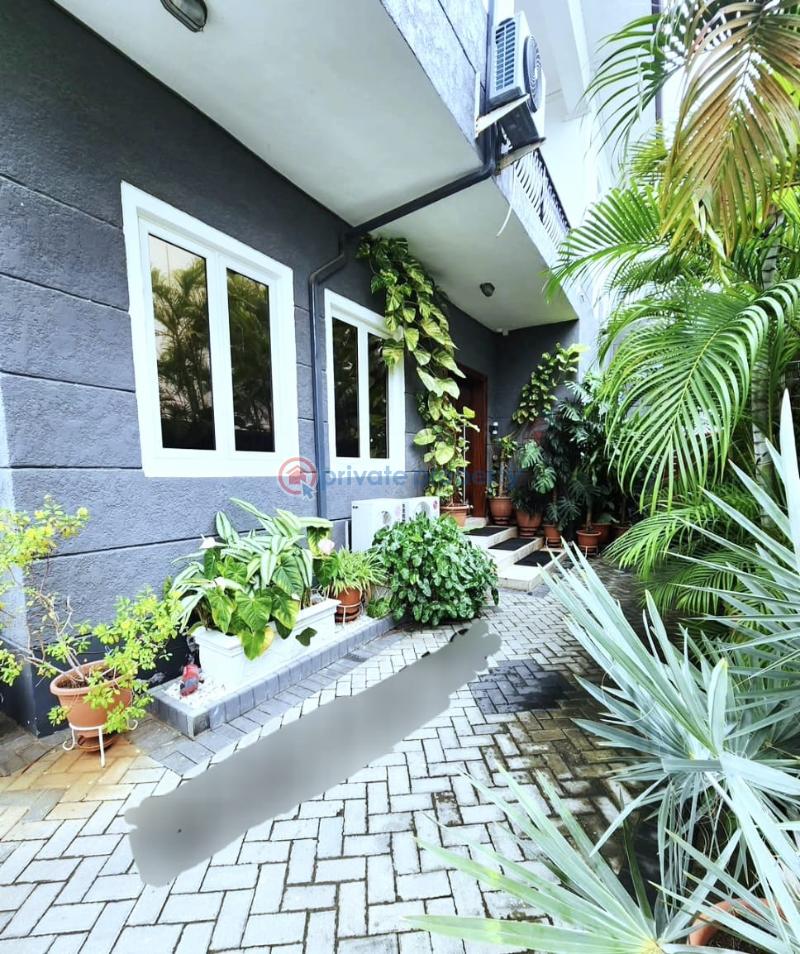 6 bedroom Detached Duplex For Sale Osapa London Lekki Lagos - 4