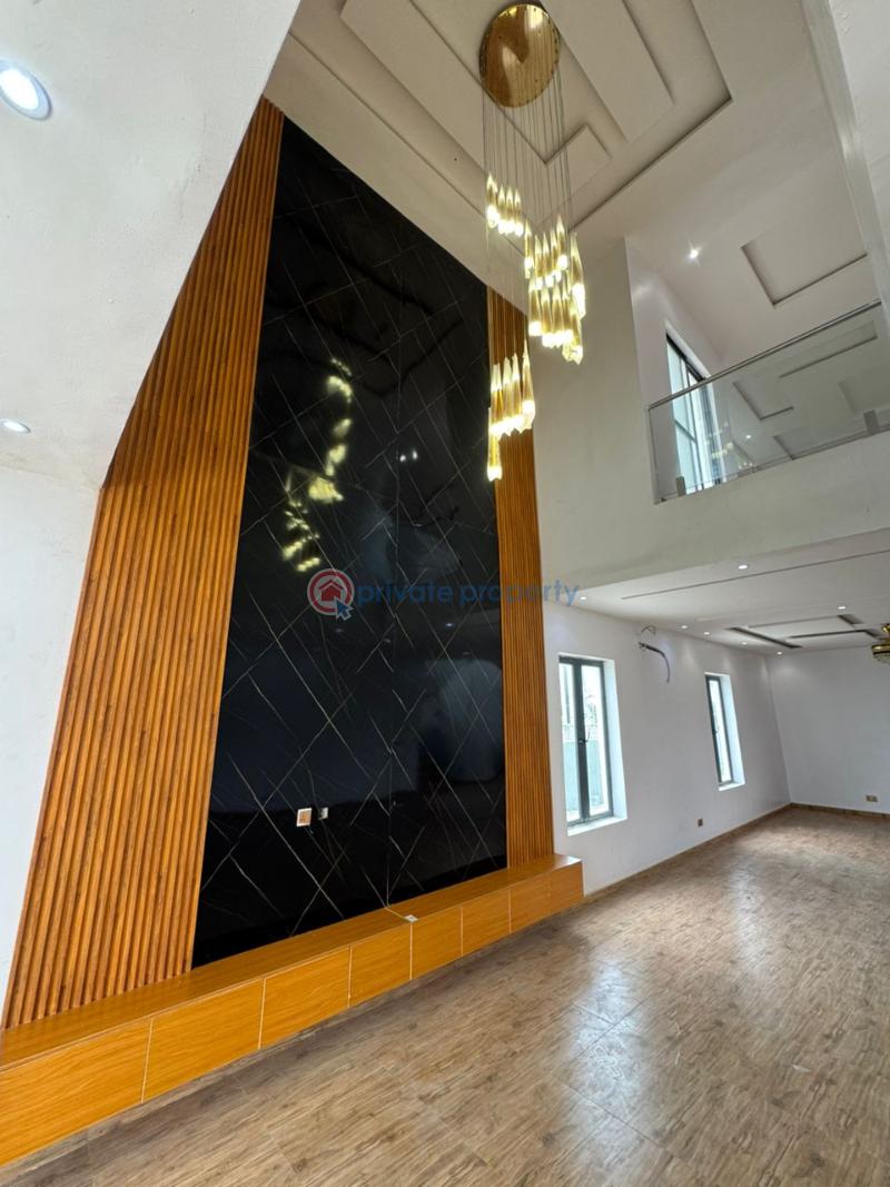 6 bedroom Duplex For Sale Royal Garden Estate Ajah Lagos - 1