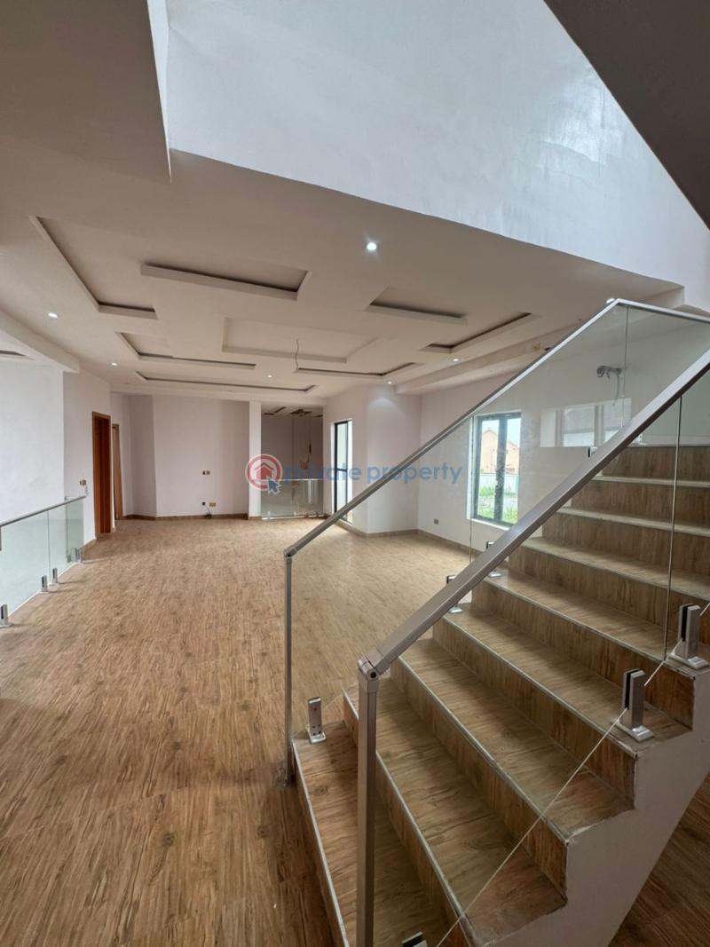 6 bedroom Duplex For Sale Royal Garden Estate Ajah Lagos - 8