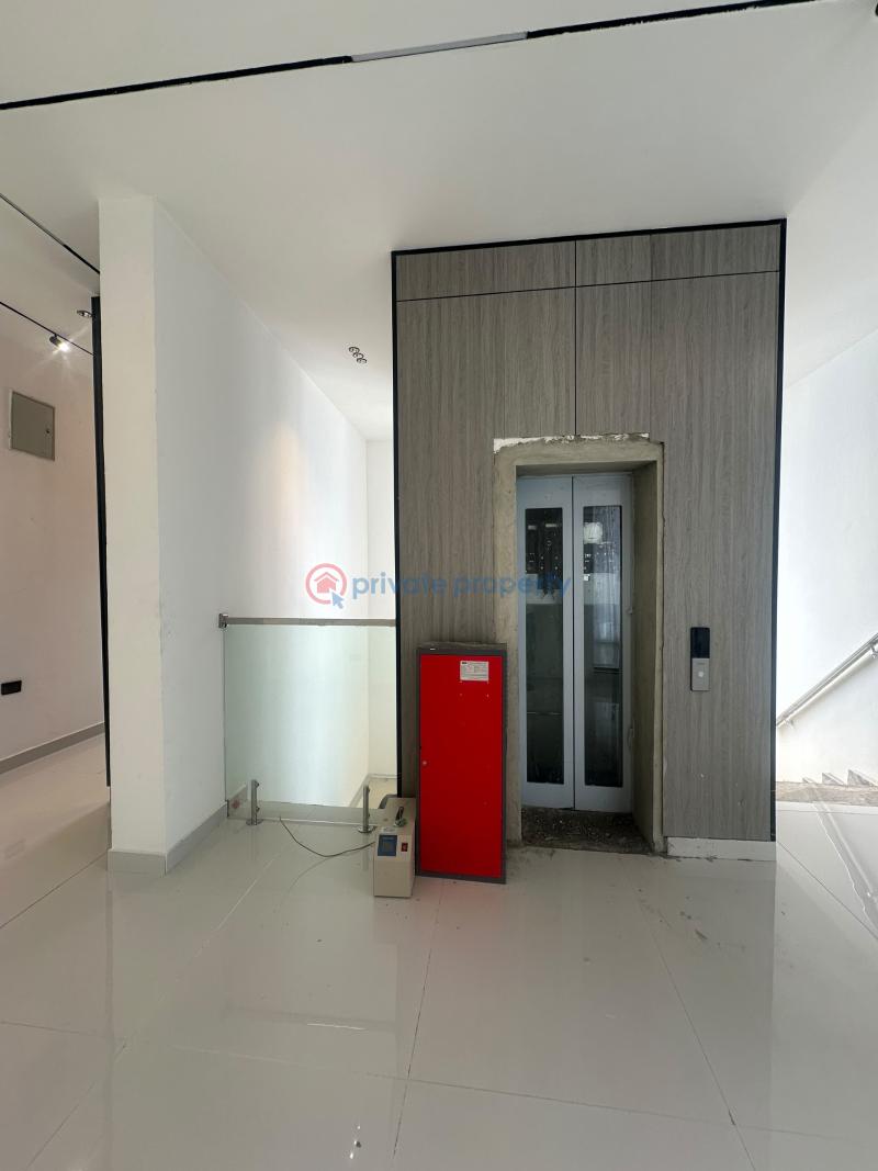 6 bedroom Duplex For Sale Osapa London Lekki Lekki Phase 1 Lagos - 4