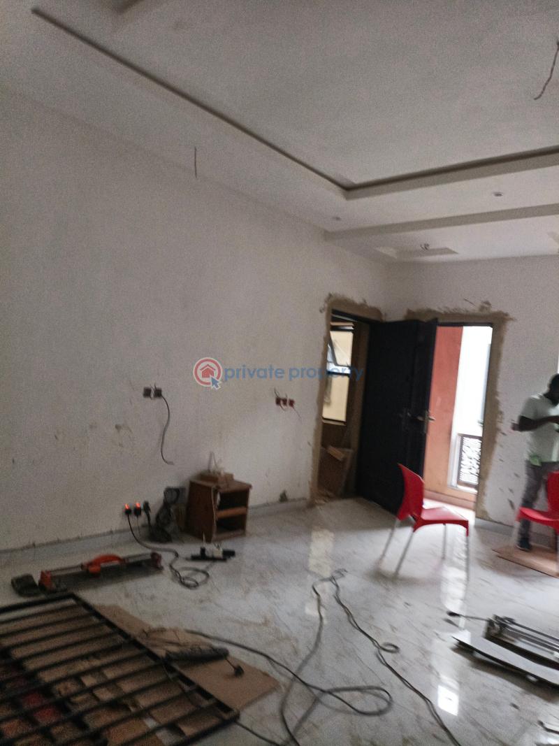 3 bedroom Block Of Flats For Sale Pedro Behind Gbagada Gbagada Lagos - 1