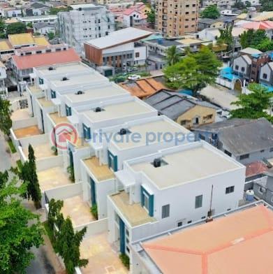 6 bedroom Detached Duplex For Sale Victoria Island ,close Proximity To Ikoyi, Oniru And Lekki Expresswayy Victoria Island Lagos - 1