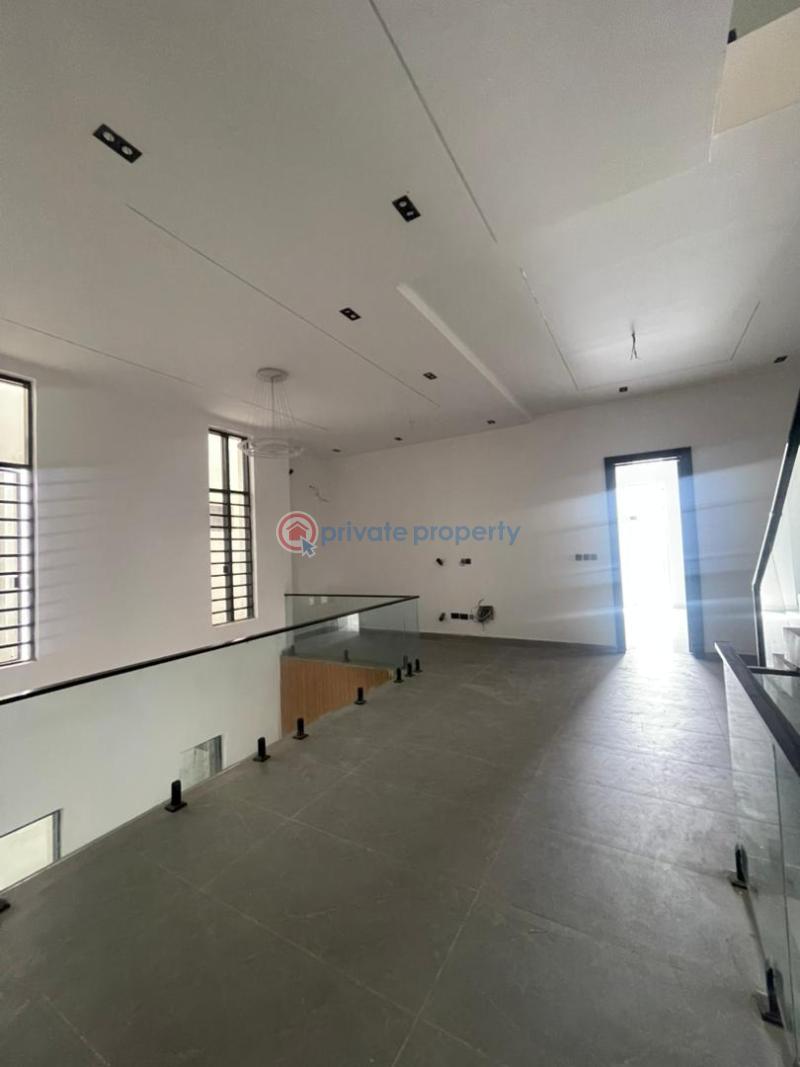 6 bedroom Detached Duplex For Sale Chevron Lekki Lagos - 2