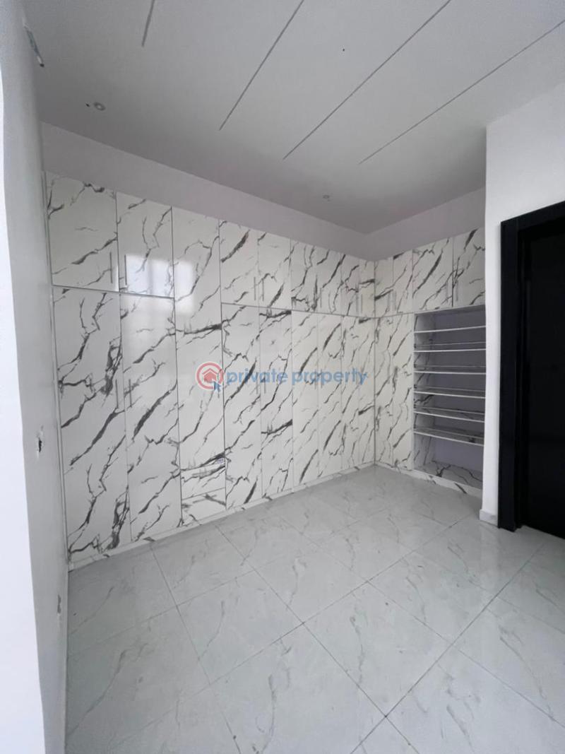 6 bedroom Detached Duplex For Sale Chevron Lekki Lagos - 6