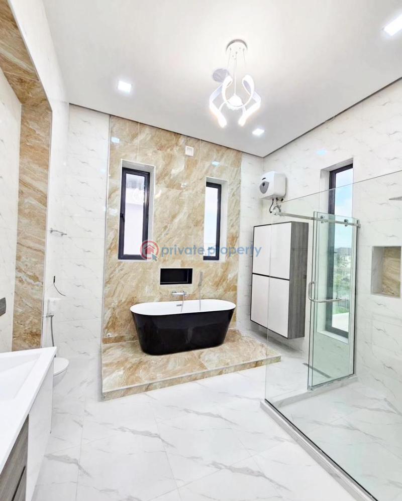 6 bedroom Duplex For Sale Osapa London Lekki Lagos - 7