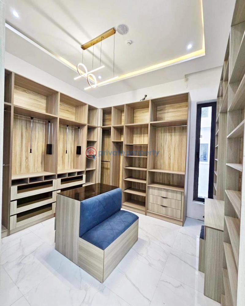 6 bedroom Duplex For Sale Osapa London Lekki Lagos - 6