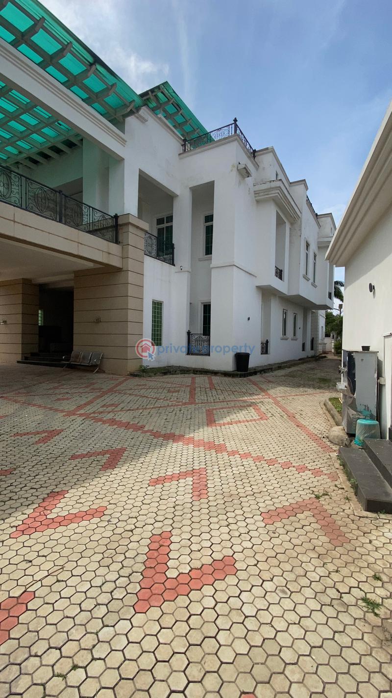 7 bedroom Detached Duplex For Sale Guzape Abuja Phase 1  - 0