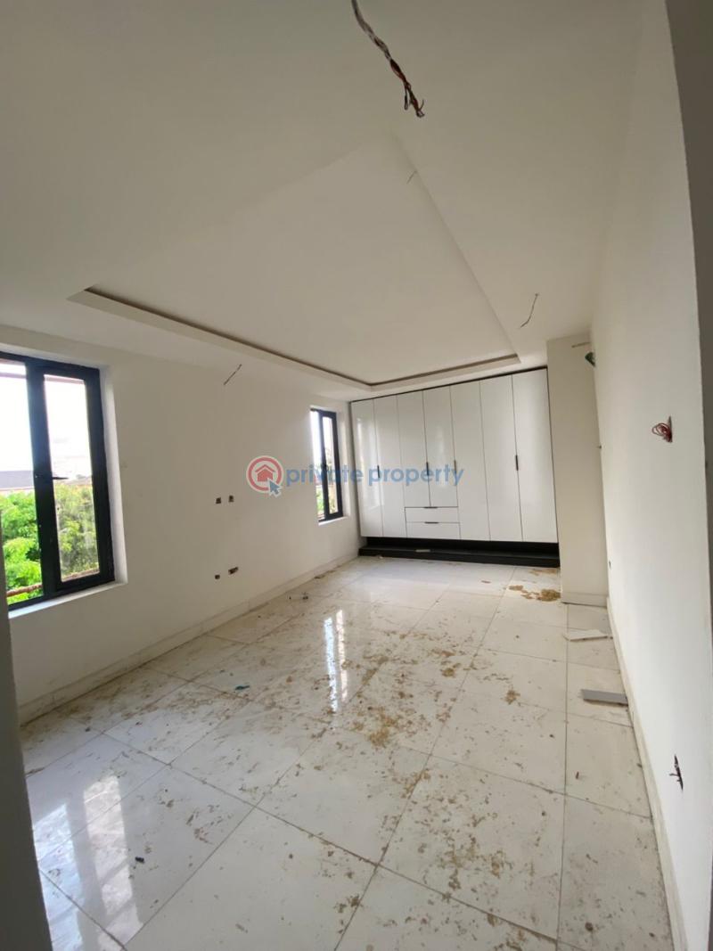 7 bedroom Detached Duplex For Sale Ikeja GRA Lagos - 3
