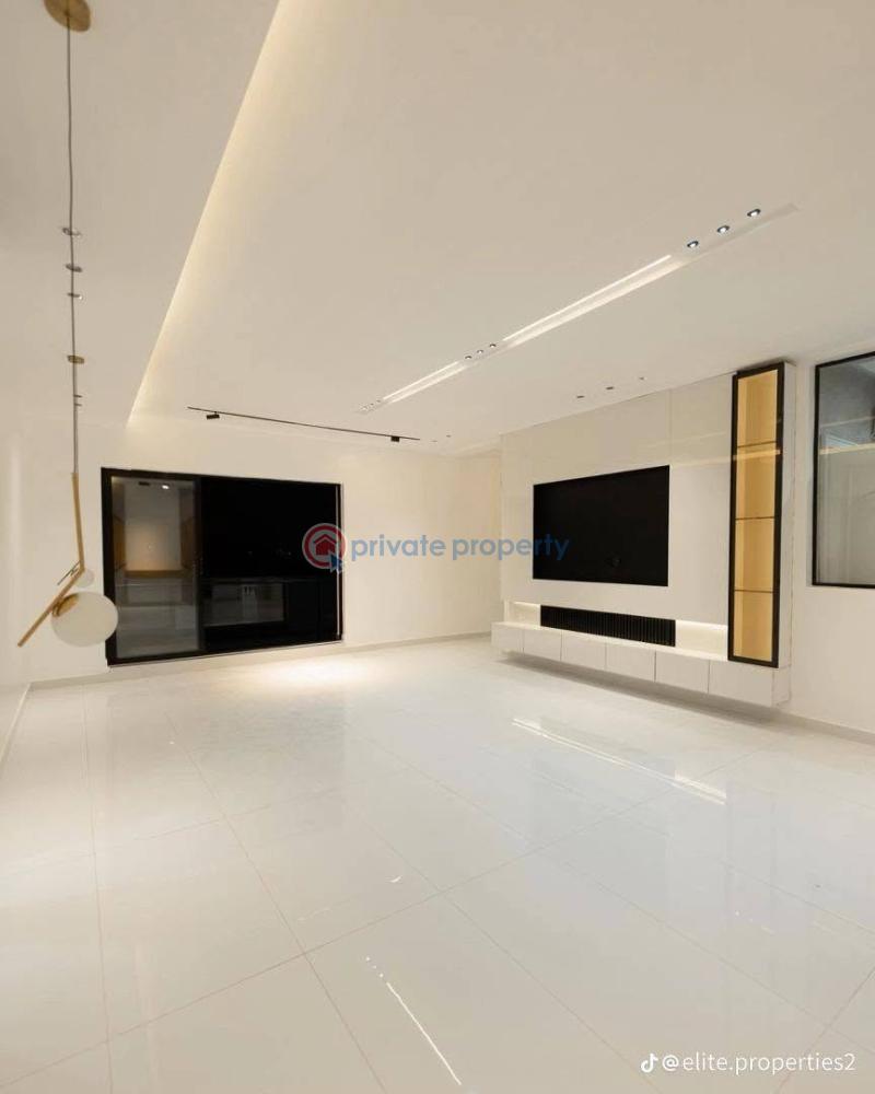 7 bedroom Detached Duplex For Sale Apo Abuja Phase 2  - 2