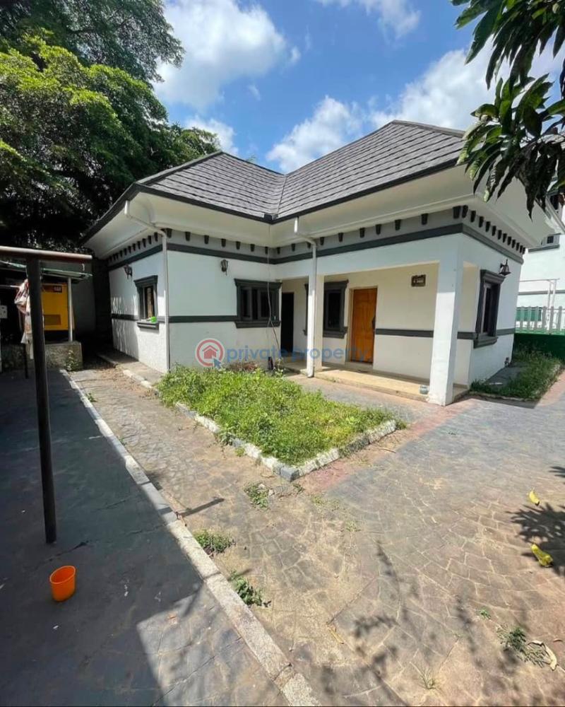 7 bedroom House For Sale Maitama Abuja Phase 1  - 1