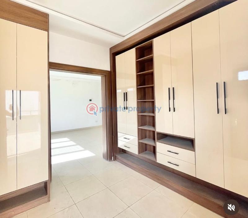 7 bedroom Detached Duplex For Sale Wuye Abuja Phase 2  - 5