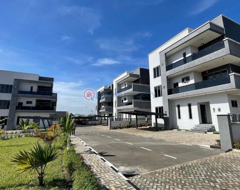 7 bedroom Detached Duplex For Sale Wuye Abuja Phase 2  - 9