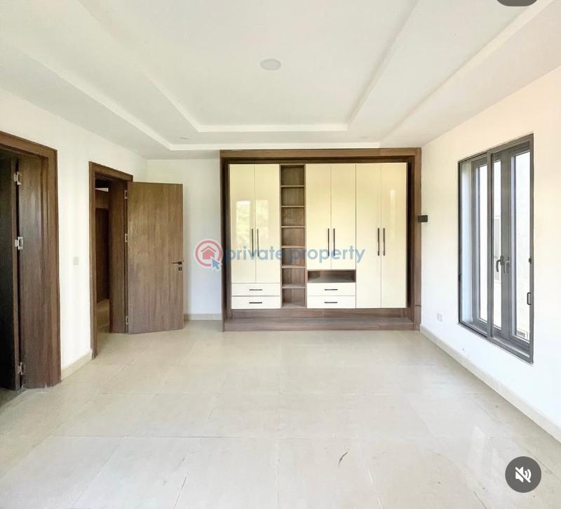 7 bedroom Detached Duplex For Sale Wuye Abuja Phase 2  - 3